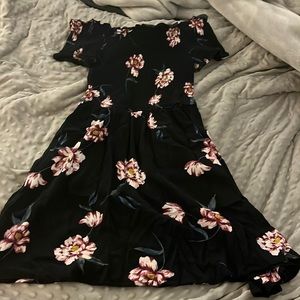 Black floral Pacsun L.A. Hearts mini sundress